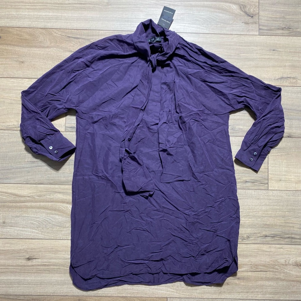 Club‎ Monaco Women's Tie Neck Long Sleeve Dress Size 4 Purple Curved Hem